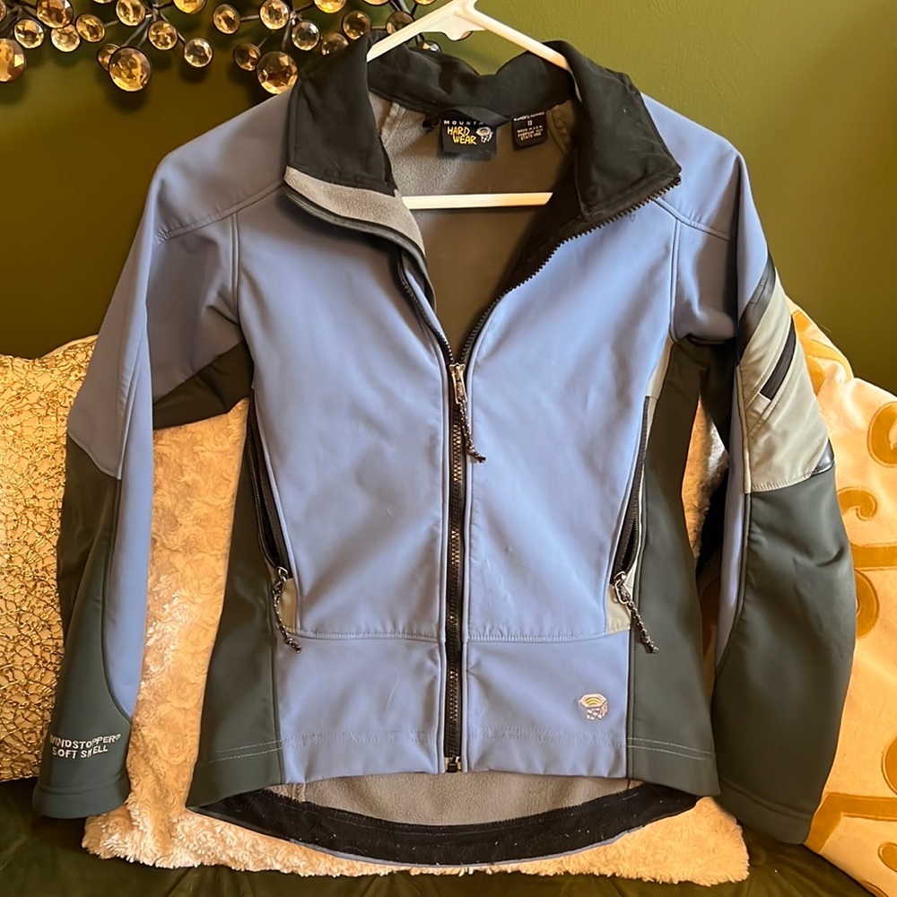 Women’s Mountain Hard Wear Jacket